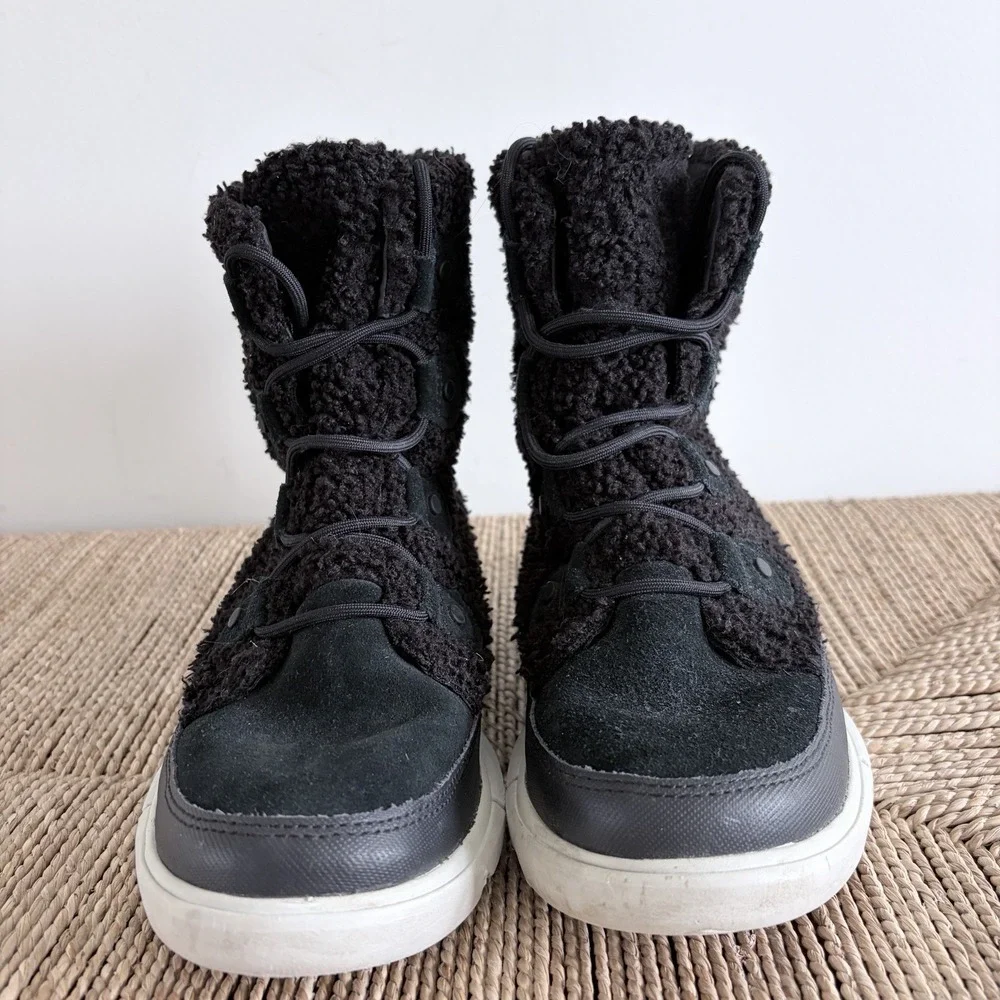 Sorel‎ Explorer II Joan Cozy Black / Tea Light NL4455-011 Women Sz 8 Gorpcore